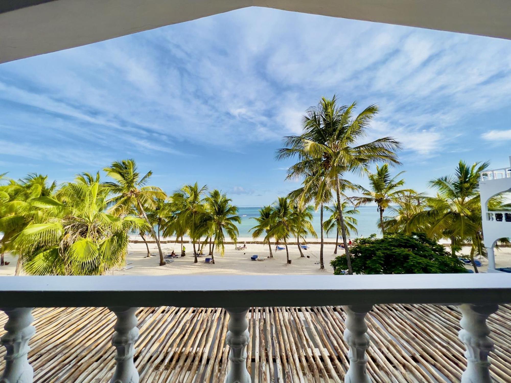 Jacaranda Beach Resort Watamu Bagian luar foto