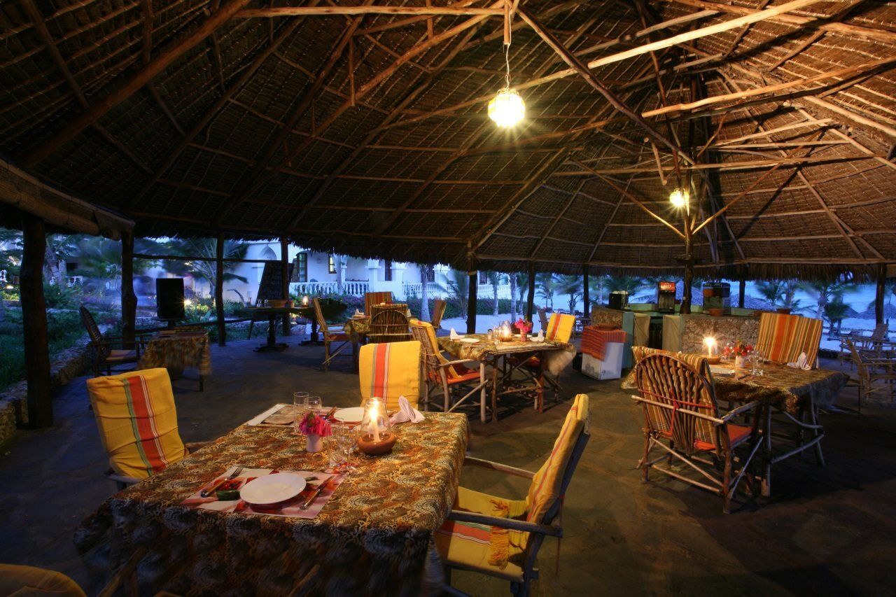 Jacaranda Beach Resort Watamu Bagian luar foto
