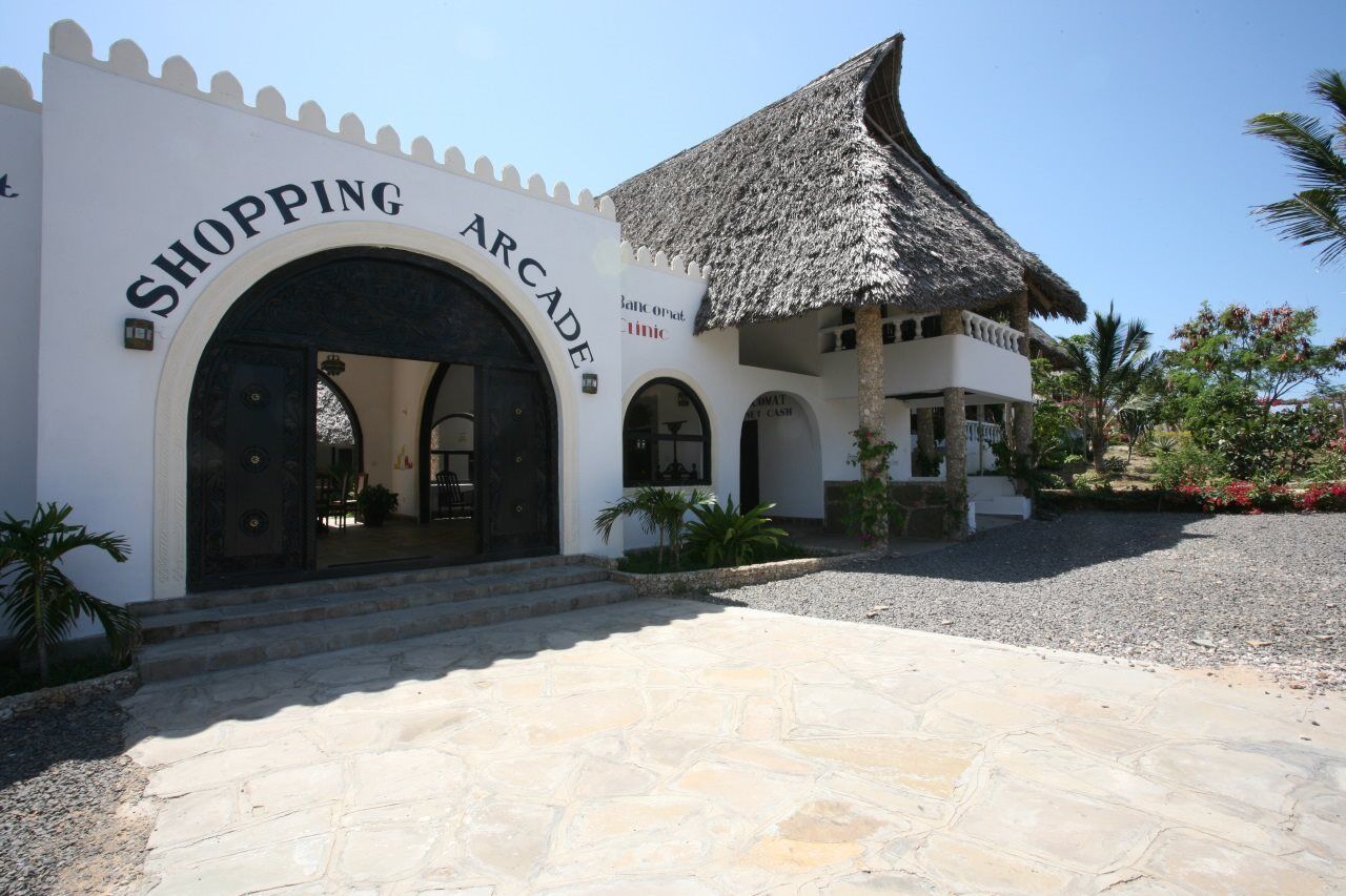Jacaranda Beach Resort Watamu Bagian luar foto